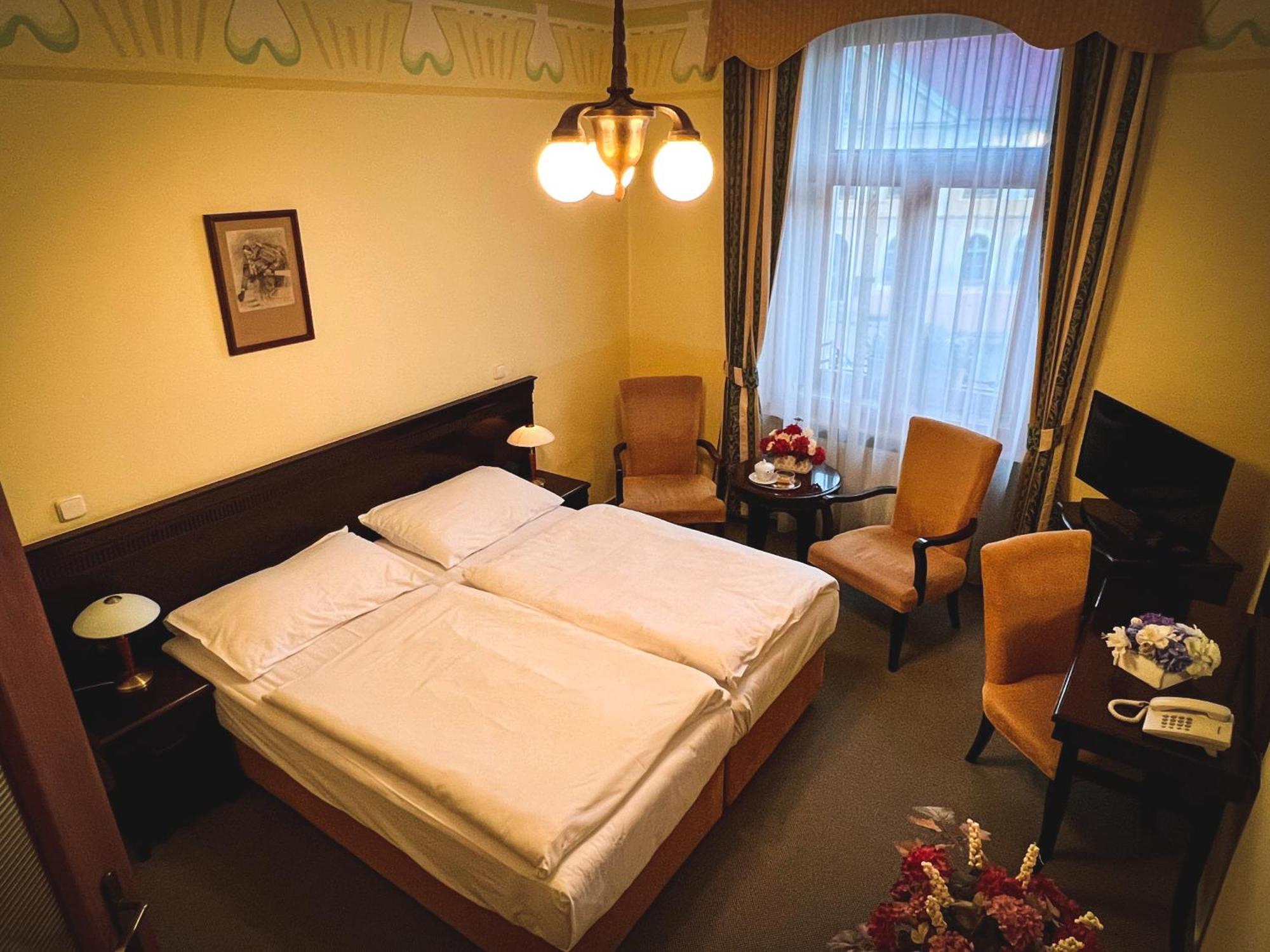 Hotel U Zeleneho Stromu Nepomuk Dış mekan fotoğraf