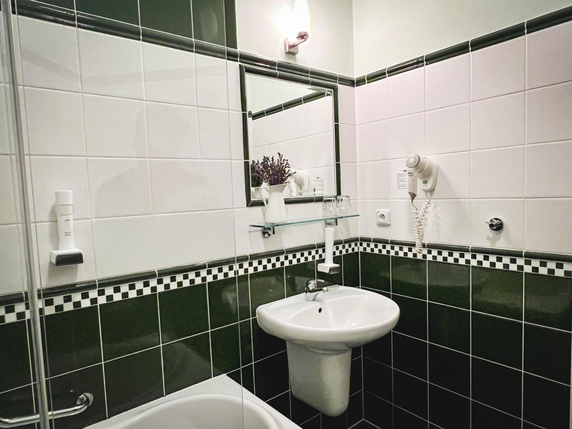 Hotel U Zeleneho Stromu Nepomuk Dış mekan fotoğraf