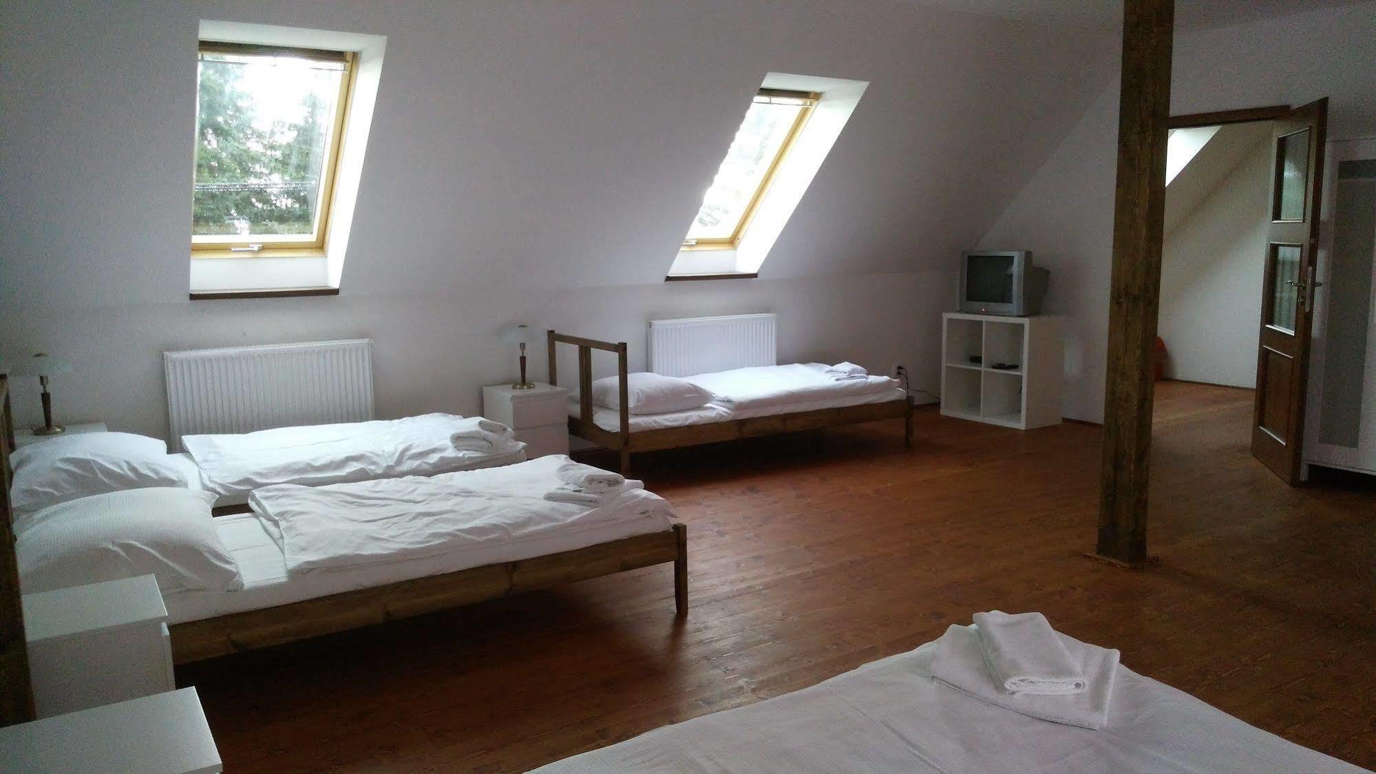 Hotel U Zeleneho Stromu Nepomuk Dış mekan fotoğraf